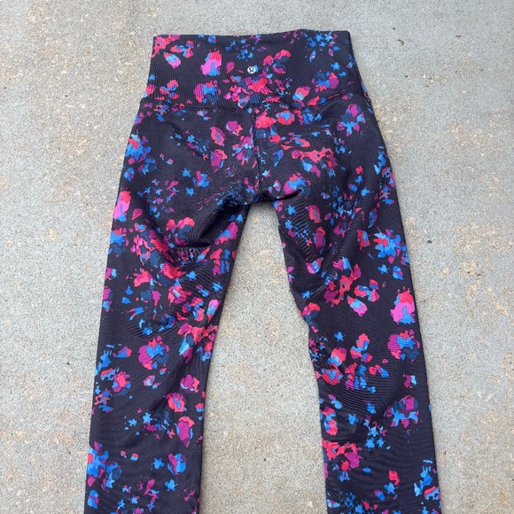 Lululemon Leggings - Picture 2 of 3